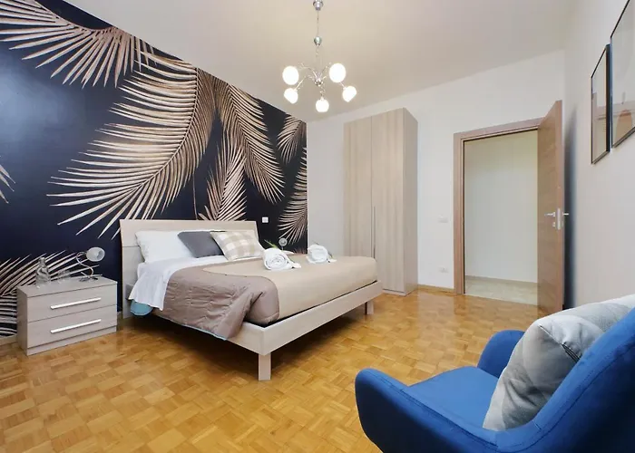 Modern Large Apartment In Rome